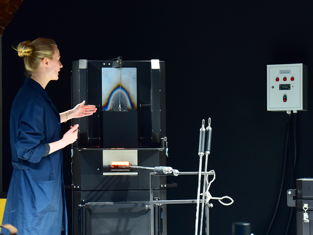 некий текст